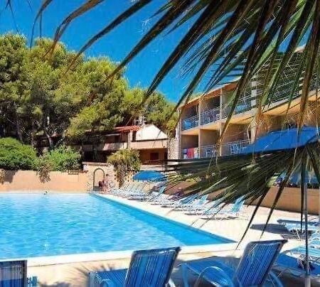 Sanary Sur Mer Appartement 30M2 T2 Avec Terrasse Piscine 10Min A Pied De La Plage Экстерьер фото